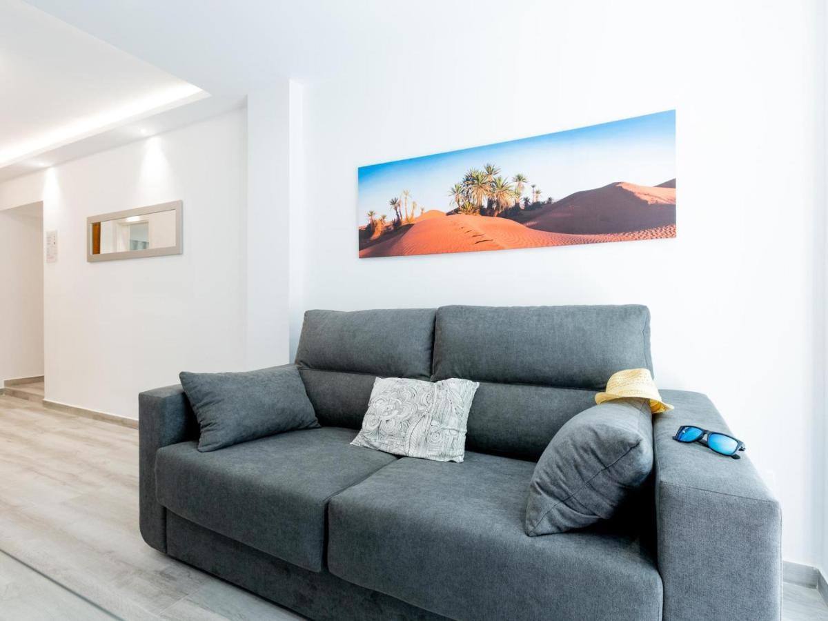 101 Playa Honda, Playa De Americas Apartment